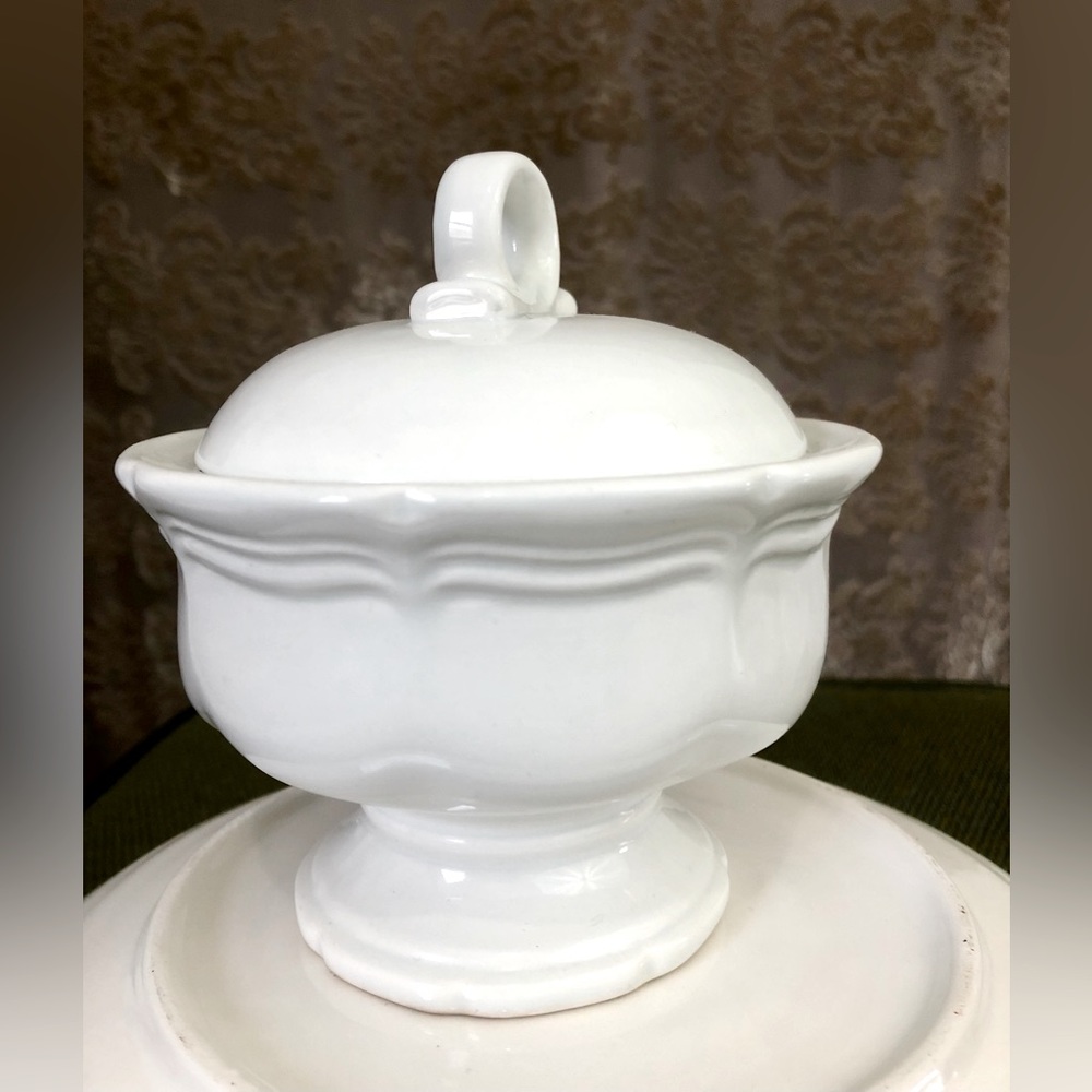 Mikasa F9000 French Sugar Bowl White